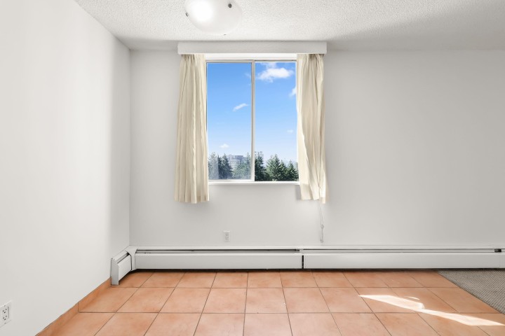 Photo 6 at 911 - 2016 Fullerton Avenue, Pemberton NV, North Vancouver