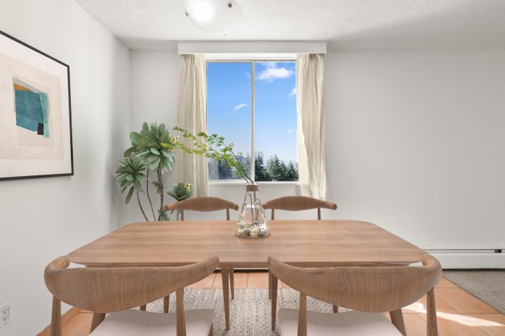 Photo 5 at 911 - 2016 Fullerton Avenue, Pemberton NV, North Vancouver