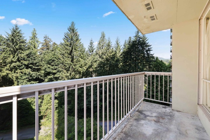 Photo 8 at 911 - 2016 Fullerton Avenue, Pemberton NV, North Vancouver