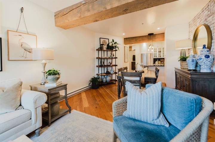 Photo 9 at 210 - 1178 Hamilton Street, Yaletown, Vancouver West