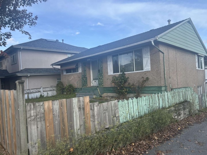 Photo 1 at 5692 Knight Street, Knight, Vancouver East