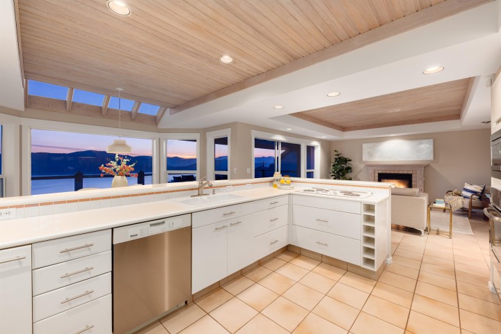 Photo 9 at 5433 Monte Bre Place, Upper Caulfeild, West Vancouver