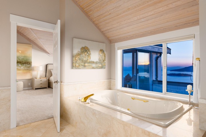 Photo 19 at 5433 Monte Bre Place, Upper Caulfeild, West Vancouver