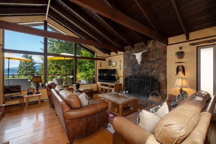 Photo 7 at 315 Bayview Road, Lions Bay, West Vancouver