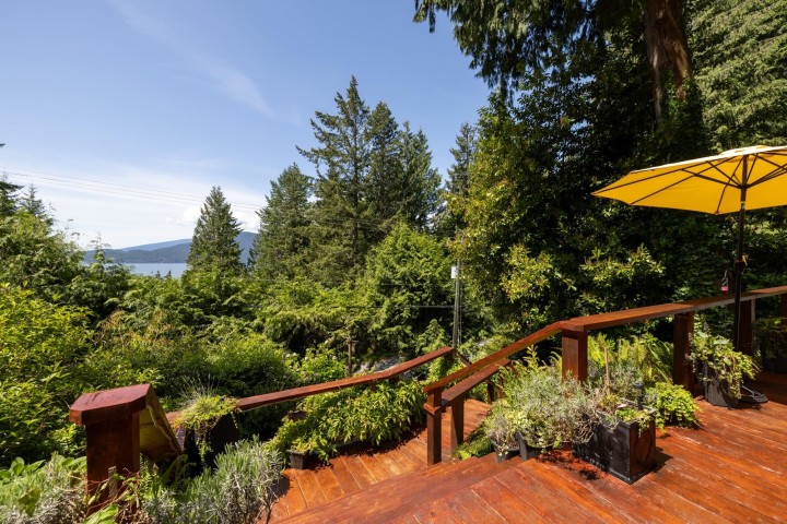 Photo 32 at 315 Bayview Road, Lions Bay, West Vancouver