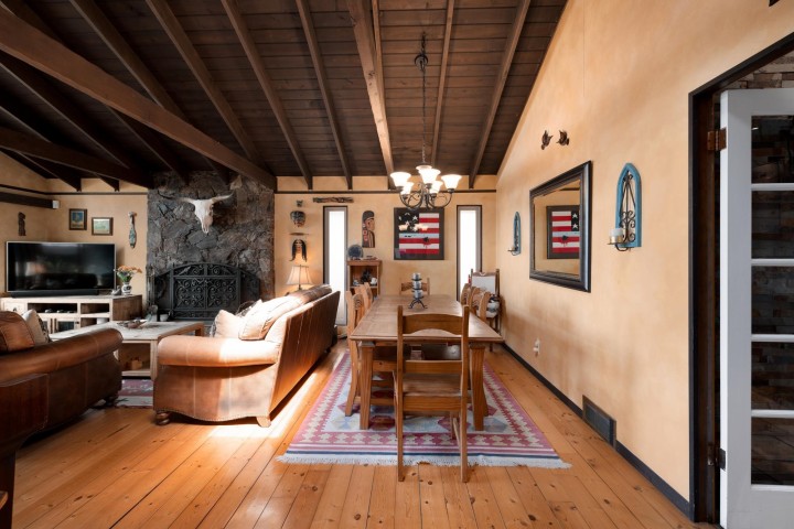 Photo 10 at 315 Bayview Road, Lions Bay, West Vancouver