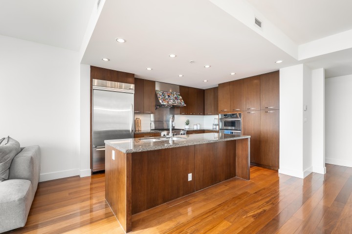 Photo 6 at 1101 - 3335 Cypress Place, Cypress Park Estates, West Vancouver