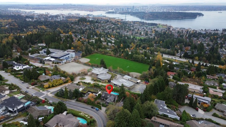 Photo 12 at 1314 Chartwell Drive, Chartwell, West Vancouver