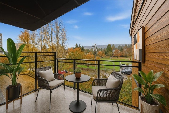 Photo 2 at PH 406 - 1340 Duchess Avenue, Ambleside, West Vancouver