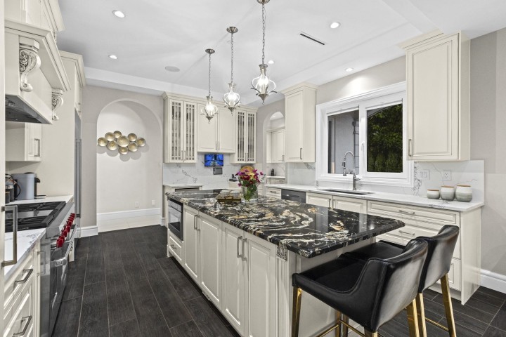 Photo 12 at 1198 Ottaburn Road, British Properties, West Vancouver