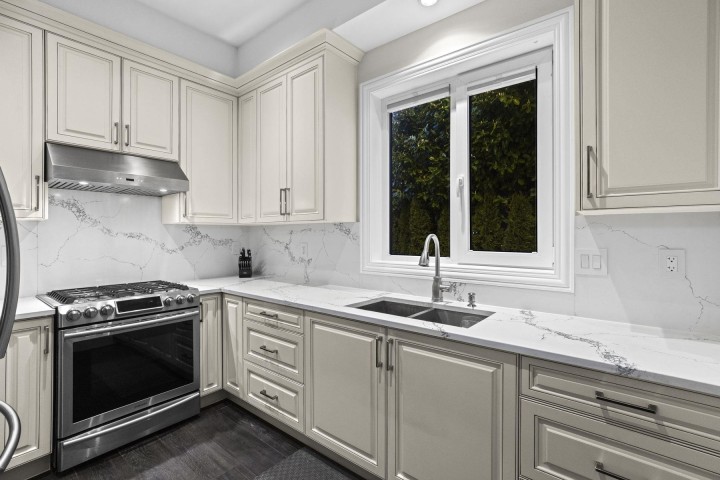 Photo 15 at 1198 Ottaburn Road, British Properties, West Vancouver