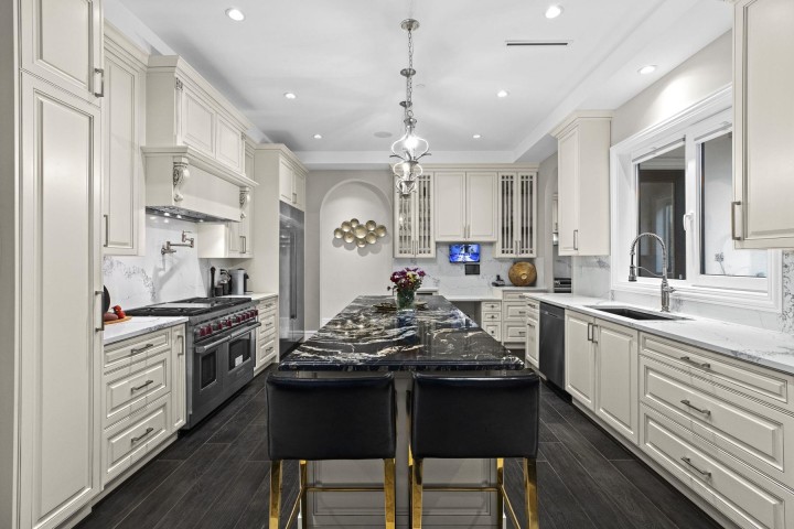 Photo 11 at 1198 Ottaburn Road, British Properties, West Vancouver