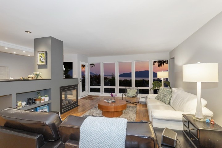 Photo 6 at 45 Sweetwater Place, Lions Bay, West Vancouver