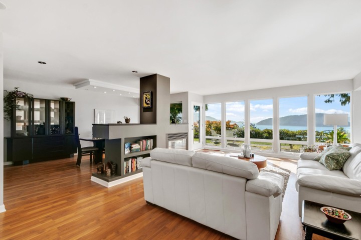 Photo 7 at 45 Sweetwater Place, Lions Bay, West Vancouver