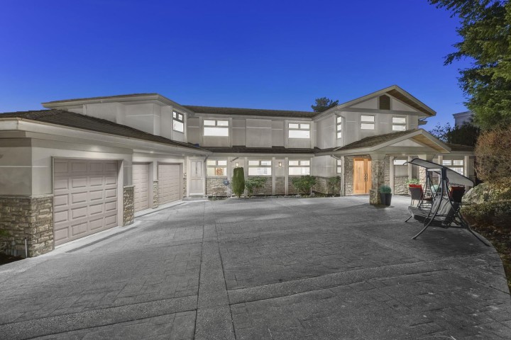 Photo 2 at 1128 Crestline Road, British Properties, West Vancouver