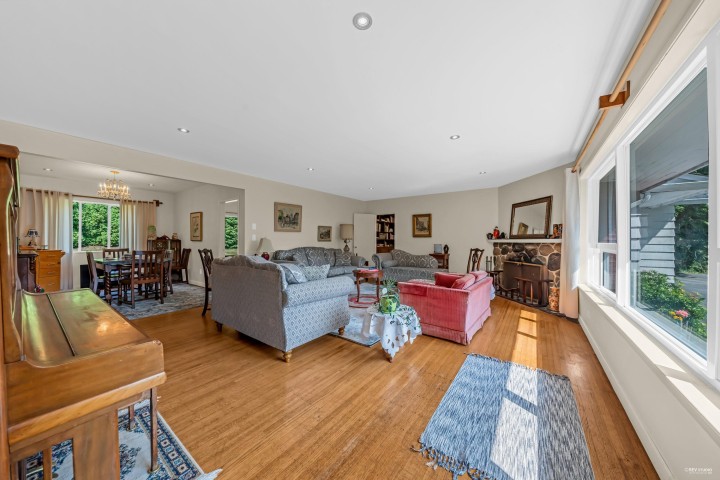 Photo 5 at 410 Hadden Drive, British Properties, West Vancouver