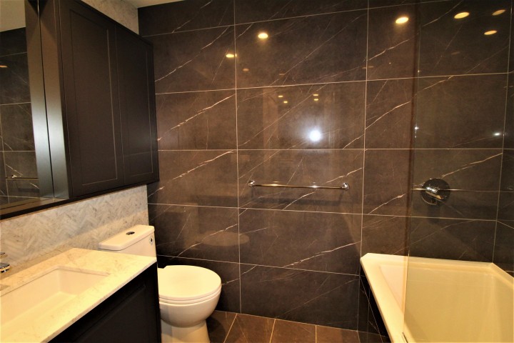 Photo 5 at 206 - 5733 Alberta Street, Oakridge VW, Vancouver West