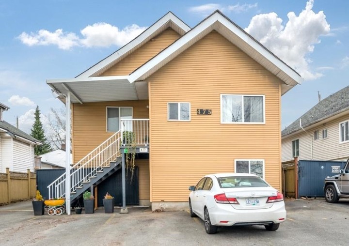 Photo 1 at 475 Se Marine Drive, South Vancouver, Vancouver East