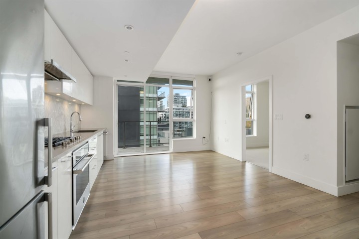 Photo 6 at 808 - 3581 E Kent Avenue North, South Marine, Vancouver East