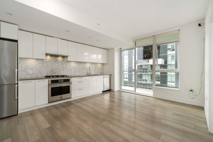 Photo 9 at 808 - 3581 E Kent Avenue North, South Marine, Vancouver East