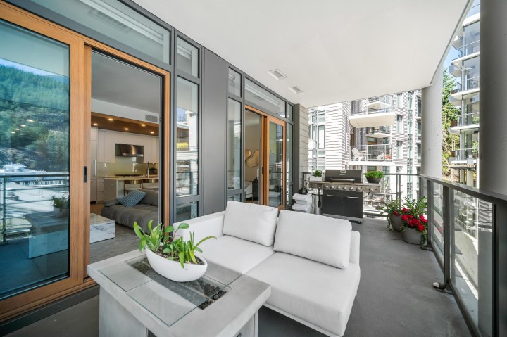 Photo 6 at 301 - 6697 Nelson Avenue, Horseshoe Bay WV, West Vancouver