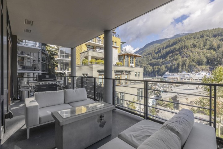 Photo 5 at 301 - 6697 Nelson Avenue, Horseshoe Bay WV, West Vancouver