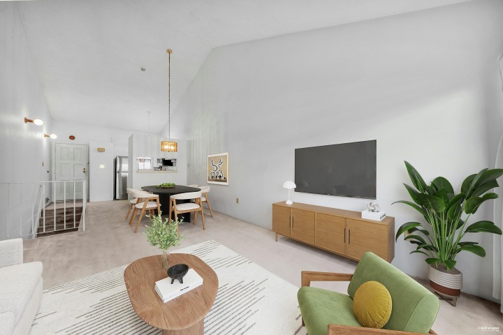 Photo 2 at 410 - 1363 Clyde Avenue, Ambleside, West Vancouver