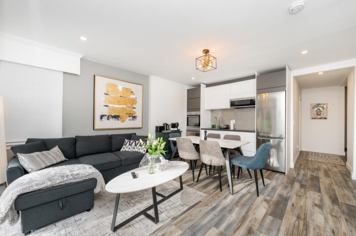 Photo 6 at 3245 Travers Avenue, West Bay, West Vancouver