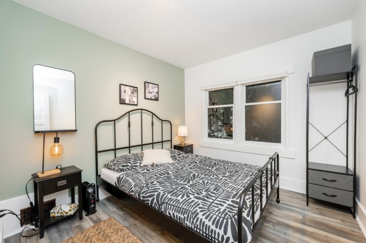 Photo 13 at 3245 Travers Avenue, West Bay, West Vancouver