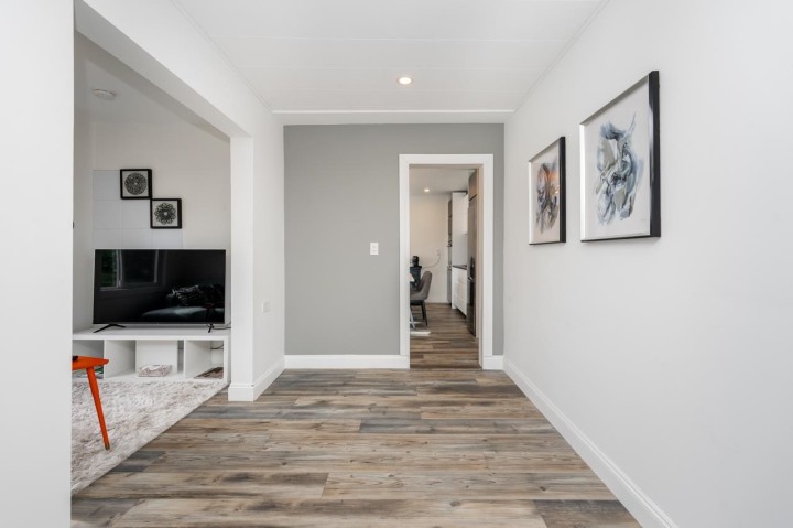 Photo 7 at 3245 Travers Avenue, West Bay, West Vancouver