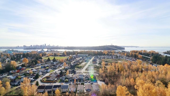 Photo 21 at 2205 - 200 Klahanie Court, Park Royal, West Vancouver