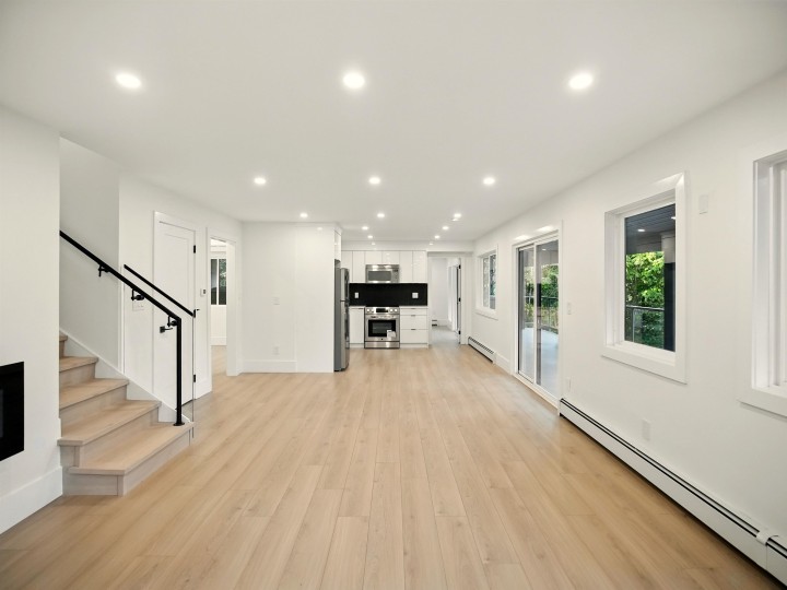 Photo 30 at 6230 Summit Avenue, Gleneagles, West Vancouver