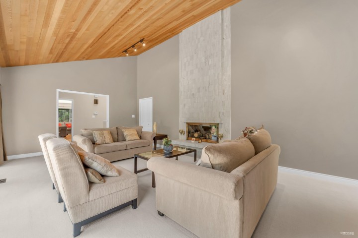 Photo 13 at 4623 Caulfeild Drive, Caulfeild, West Vancouver