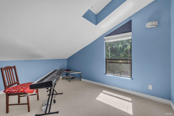 Photo 31 at 4623 Caulfeild Drive, Caulfeild, West Vancouver