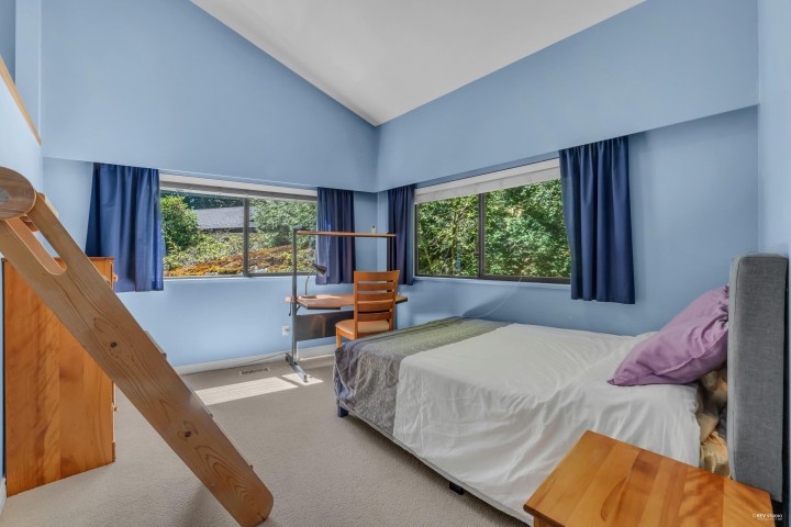 Photo 29 at 4623 Caulfeild Drive, Caulfeild, West Vancouver