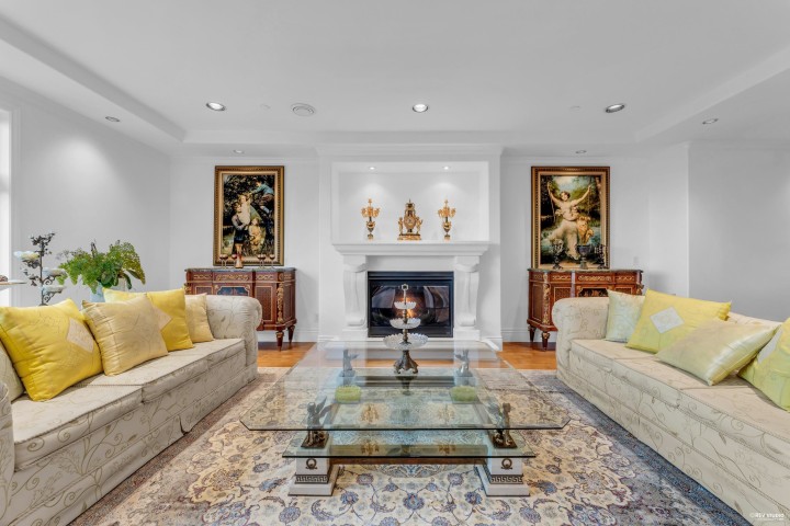 Photo 9 at 1525 Errigal Place, Canterbury WV, West Vancouver