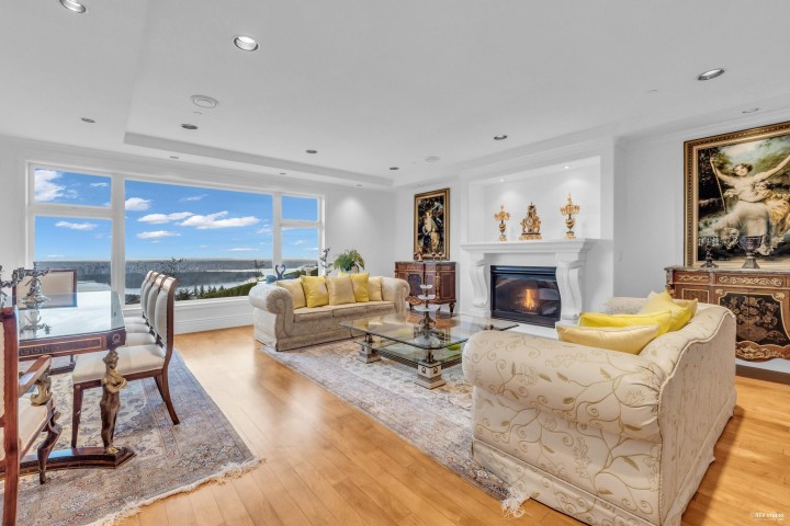 Photo 8 at 1525 Errigal Place, Canterbury WV, West Vancouver