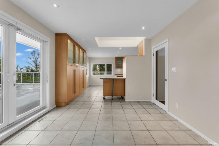 Photo 10 at 2615 Skilift Place, Chelsea Park, West Vancouver