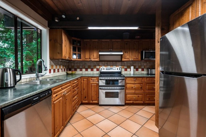 Photo 22 at 4402 Keith Road, Caulfeild, West Vancouver