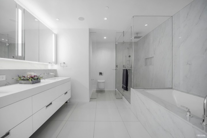 Photo 23 at 601 - 1355 Bellevue Avenue, Ambleside, West Vancouver