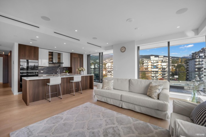 Photo 13 at 601 - 1355 Bellevue Avenue, Ambleside, West Vancouver