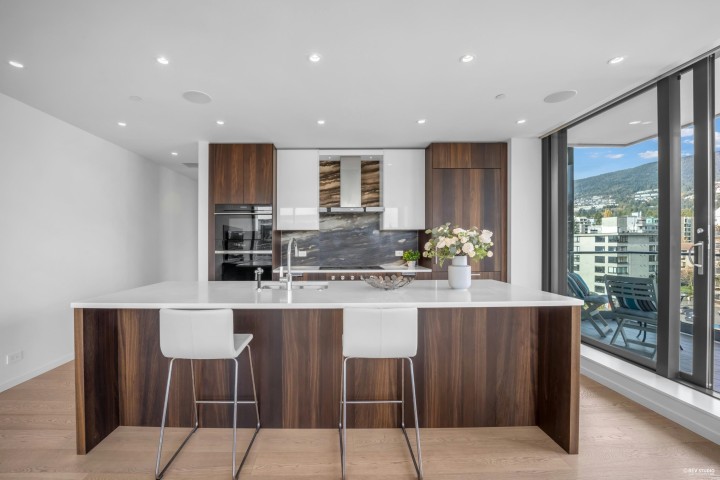 Photo 7 at 601 - 1355 Bellevue Avenue, Ambleside, West Vancouver