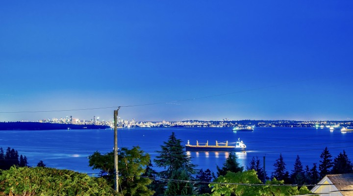 Photo 2 at 4125 Burkehill Place, Bayridge, West Vancouver