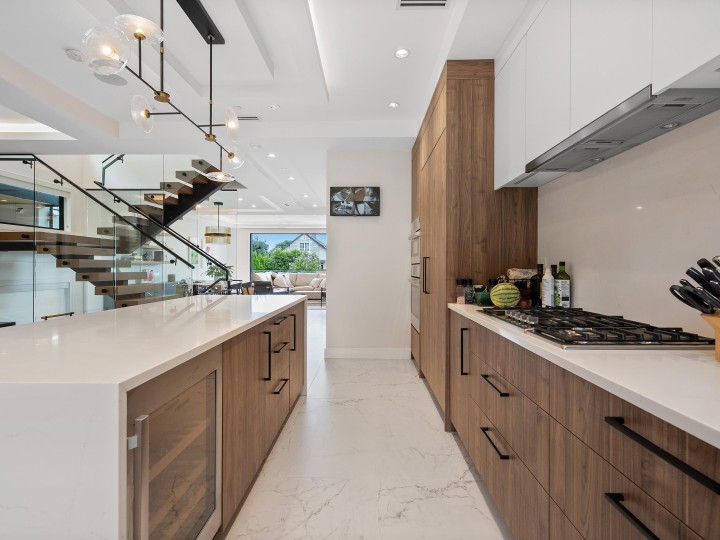 Photo 14 at 1295 Duchess Avenue, Ambleside, West Vancouver