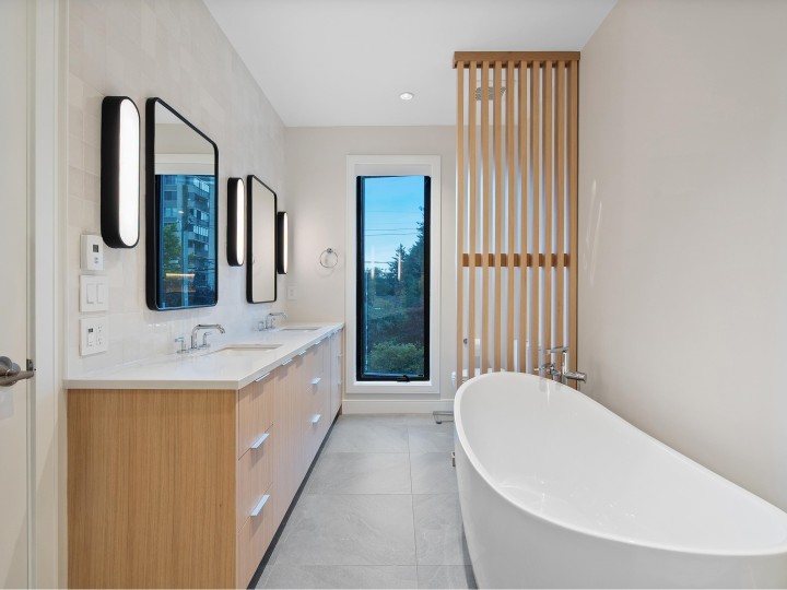 Photo 21 at 1295 Duchess Avenue, Ambleside, West Vancouver