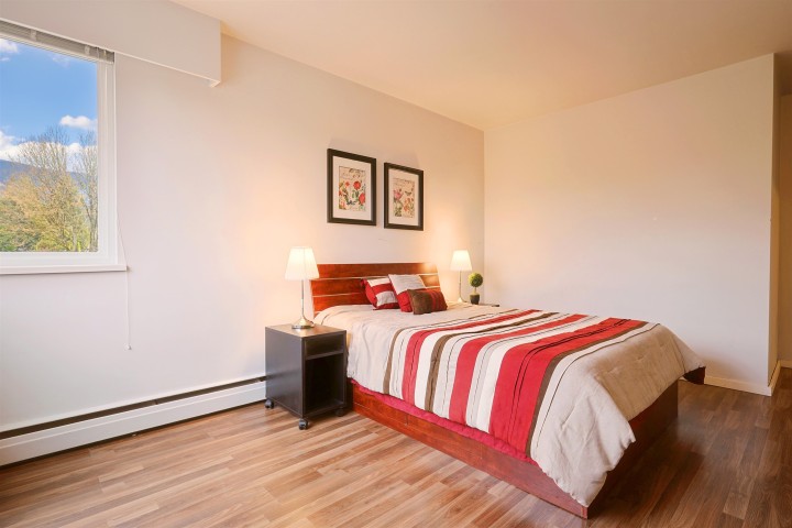 Photo 8 at 502 - 1750 Esquimalt Avenue, Ambleside, West Vancouver