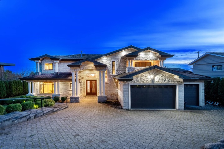 Photo 2 at 1118 Crestline Road, British Properties, West Vancouver