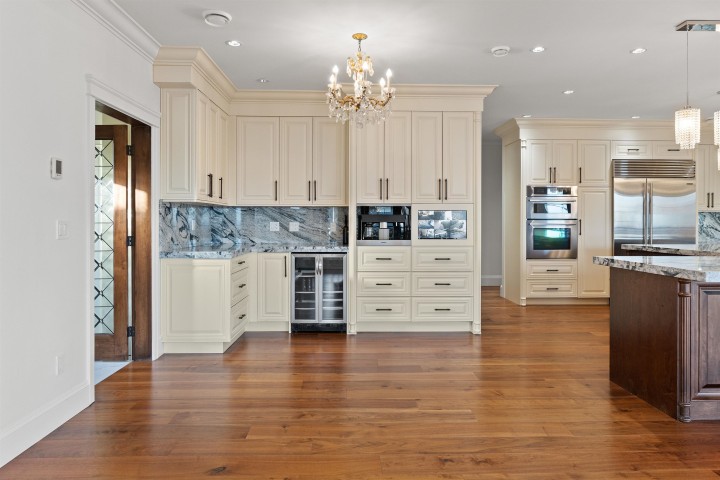 Photo 9 at 1118 Crestline Road, British Properties, West Vancouver