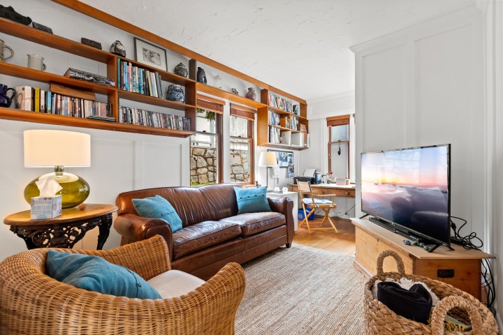 Photo 16 at 3615 Sunset Lane, West Bay, West Vancouver