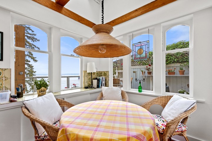 Photo 4 at 3615 Sunset Lane, West Bay, West Vancouver